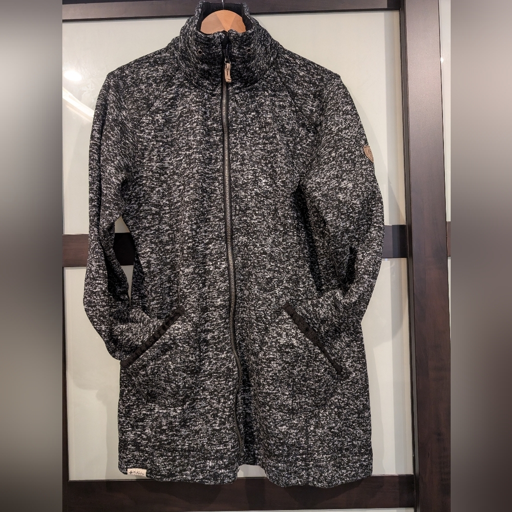 McKinley Zipper Cardi in Heathered Black
